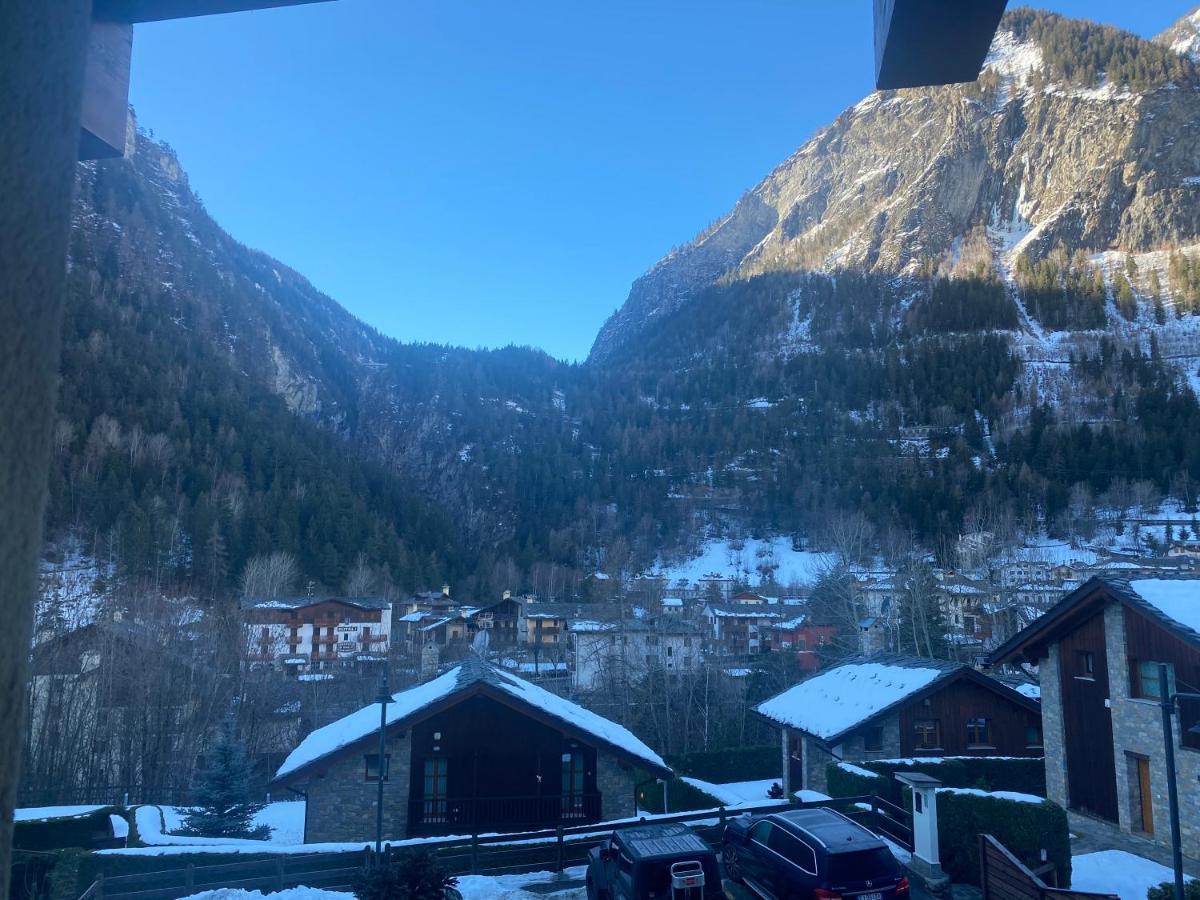 La Casetta Di Montagna - Courmayer Pré-Saint-Didier Exteriör bild